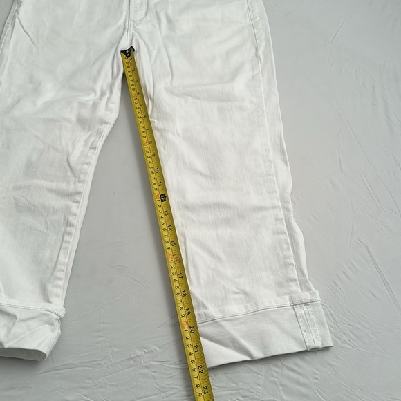 Not Your Daughter’s Jeans NYDJ Dayla cuffed capri white jeans - Picture 12 of 14